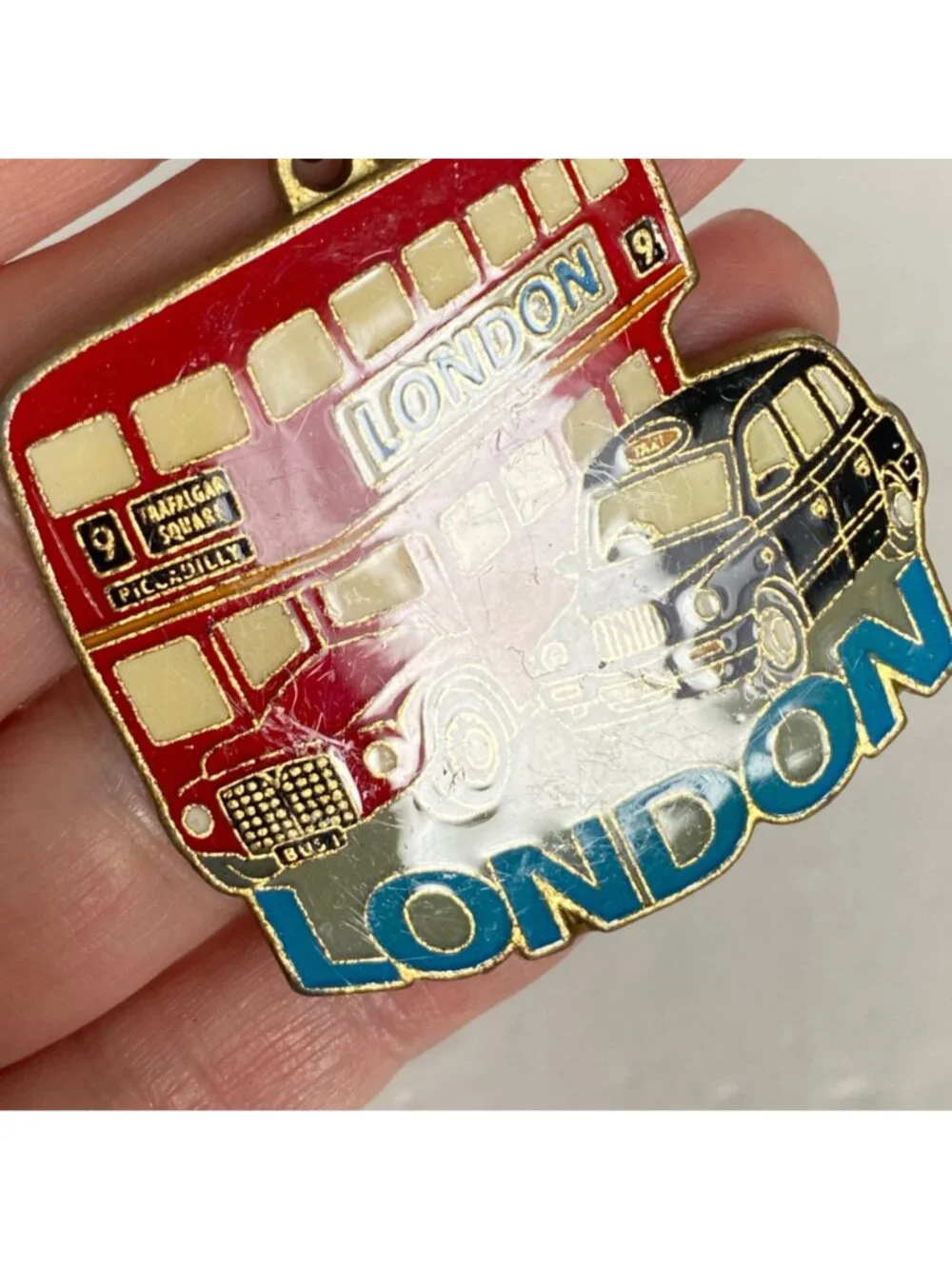 1980 London Taxi Double Decker Bus Lambert Souvenirs Keychain Gold Tone
